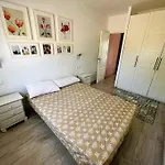 Conchi Holiday home Les Tres Cales